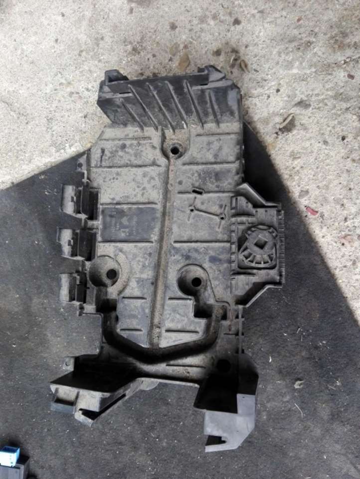 9659039080 Citroen C5 Akumuliatoriaus tvirtinimo padas