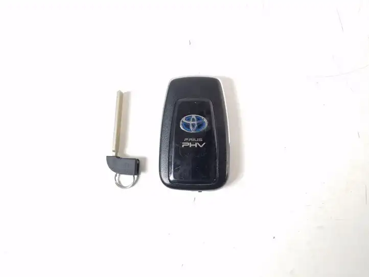 Toyota Prius Prime (2017 - ) Комплект системы зажигания — фото 4