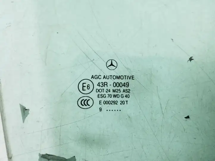 Mercedes-Benz GLK X204 (2008 - 2016) A2047250400 Стекло передней двери — фото 2