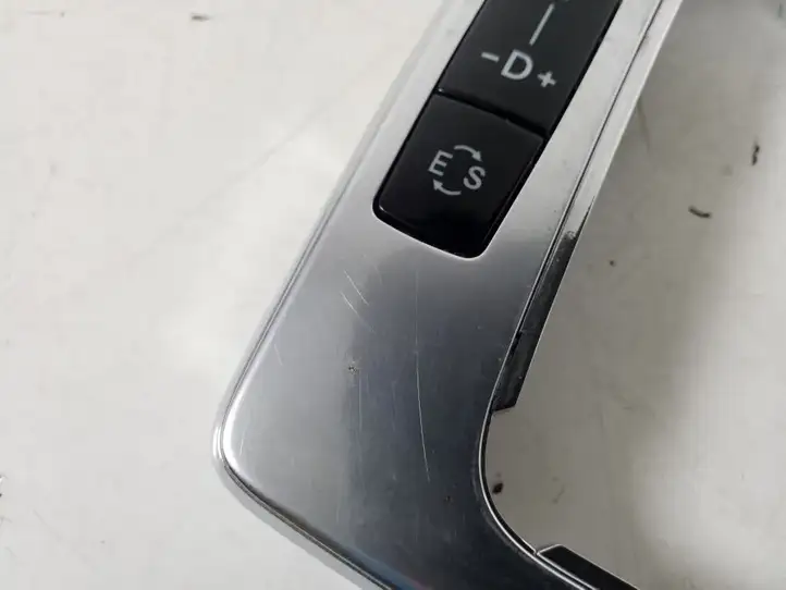 Mercedes-Benz E W212 (2009 - 2016) A2122671288 Прочие детали салона — фото 2