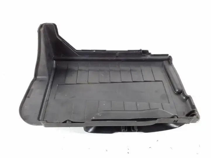 Mercedes-Benz B-class W246 (2011 - 2014) A2465410005 Крышка ящика аккумулятора — фото 3