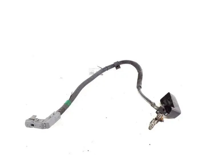 Toyota RAV 4 (XA30) (2006 - 2016) 82122-42050 Плюсовой провод аккумулятора — фото 1