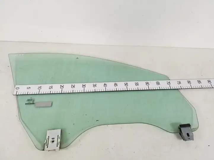 Mercedes-Benz CLS C219 (2003 - 2011)  A2197250110 Основное стекло передних дверей (четырехдверного автомобиля)