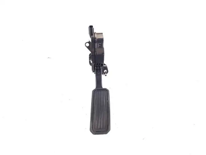 Toyota RAV 4 (XA30) (2006 - 2016) 78110-42010 Педаль акселератора — фото 1