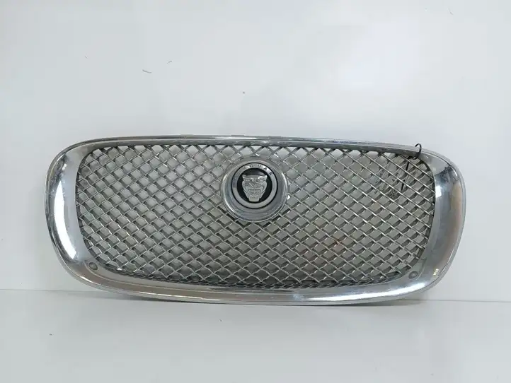 Jaguar XF X250 (2007 - 2015) 8X238A100AA Передняя решетка — фото 1