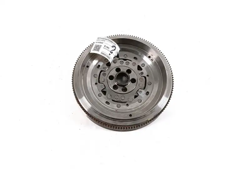 Volkswagen Transporter - Caravelle T5 (2009 - 2015) 03L105266AM Двухмассовый маховик — фото 1