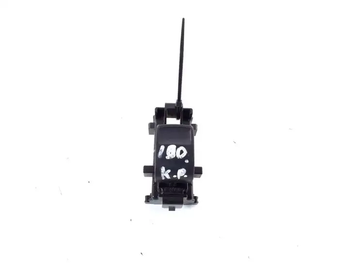 Toyota Auris 150 (2006 - 2012) 192829 Кнопка стеклоподъемников — фото 1