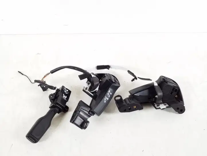 Toyota Avensis T250 (2003 - 2006) 84250-20010 Кнопки на рулевом колесе — фото 2