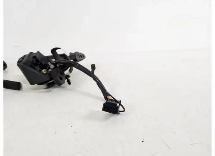 Toyota Avensis T250 (2003 - 2006) 84250-20010 Кнопки на рулевом колесе — фото 3