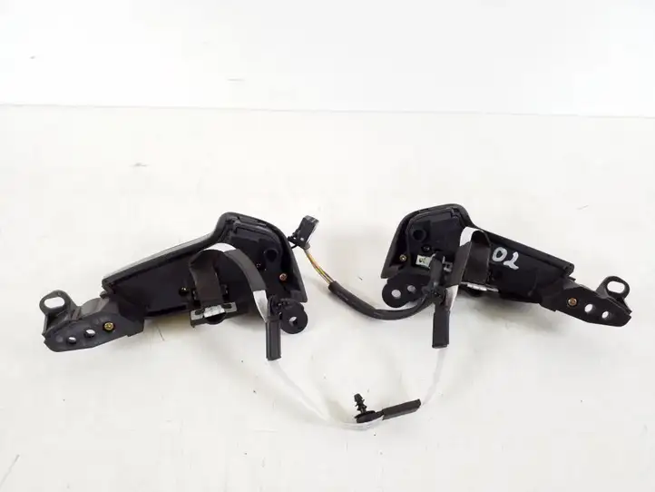 Toyota Avensis T250 (2003 - 2006) 84250-20010 Кнопки на рулевом колесе — фото 4