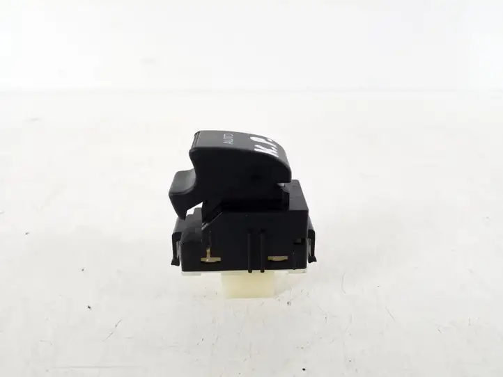 Toyota Avensis T250 (2003 - 2006) 84810-05050 Блок кнопок стеклоподъемников — фото 2