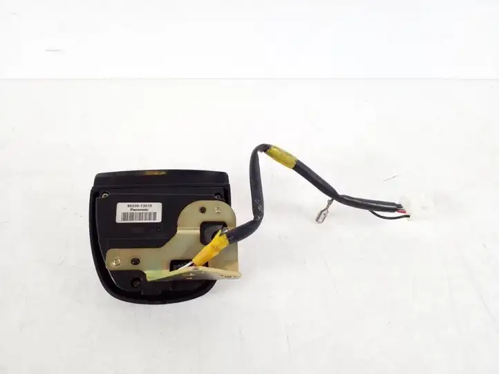 Toyota Yaris Verso (1999 - 2005) 86230-13010 Кнопки на рулевом колесе — фото 3