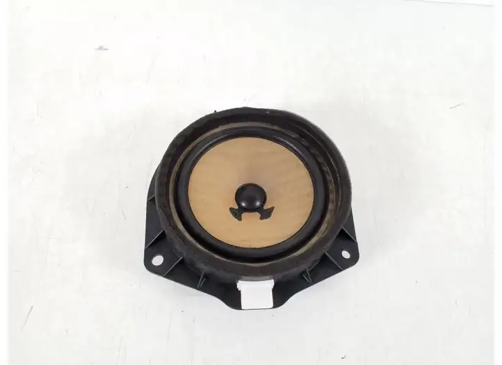 Toyota Yaris Verso (1999 - 2005) 86160-52030 Динамики передних дверей — фото 1