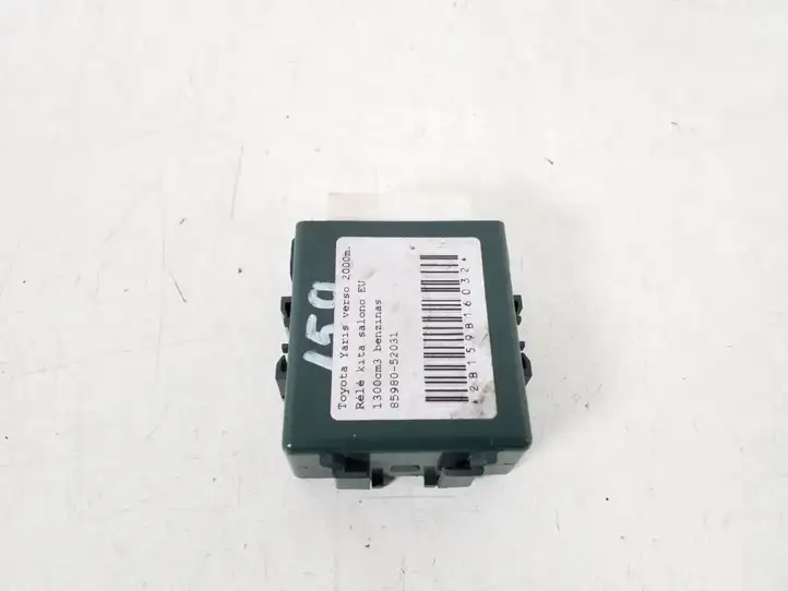 Toyota Yaris Verso (1999 - 2005) 85980-52031 Прочие блоки управления — фото 2