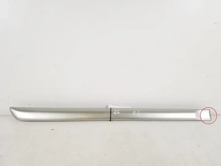 Toyota Corolla E120 E130 (2004 - 2007) 75741-13180 Молдинги задней двери — фото 1