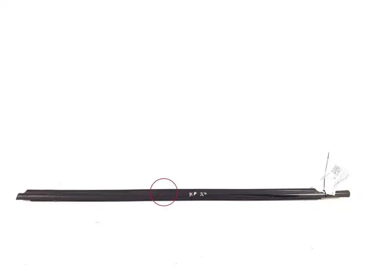 Toyota Corolla E120 E130 (2000 - 2004) 75720-12740 Накладка стекла передней двери — фото 1