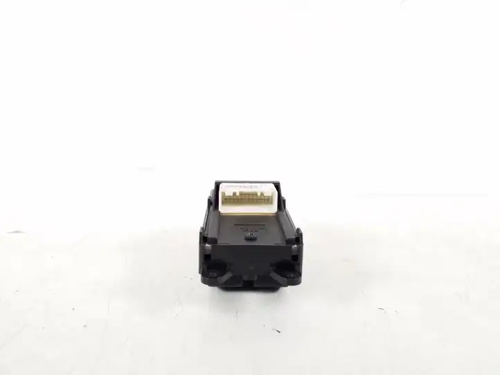 Toyota Corolla Verso AR10 (2004 - 2009) 84820-0F020 Блок кнопок стеклоподъемников — фото 4