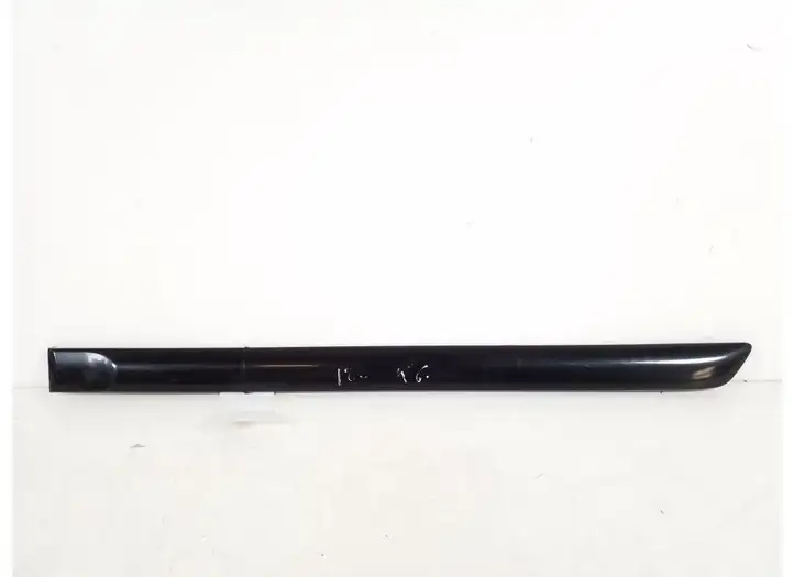 Toyota Corolla E120 E130 (2004 - 2007) 75742-02140 Молдинги задней двери — фото 1