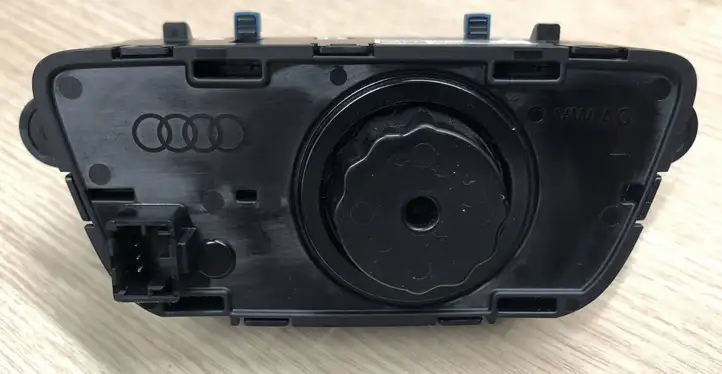 Audi A4 S4 B9 (2015 - 2019) 4M0941531AK Включатель фонарей — фото 2