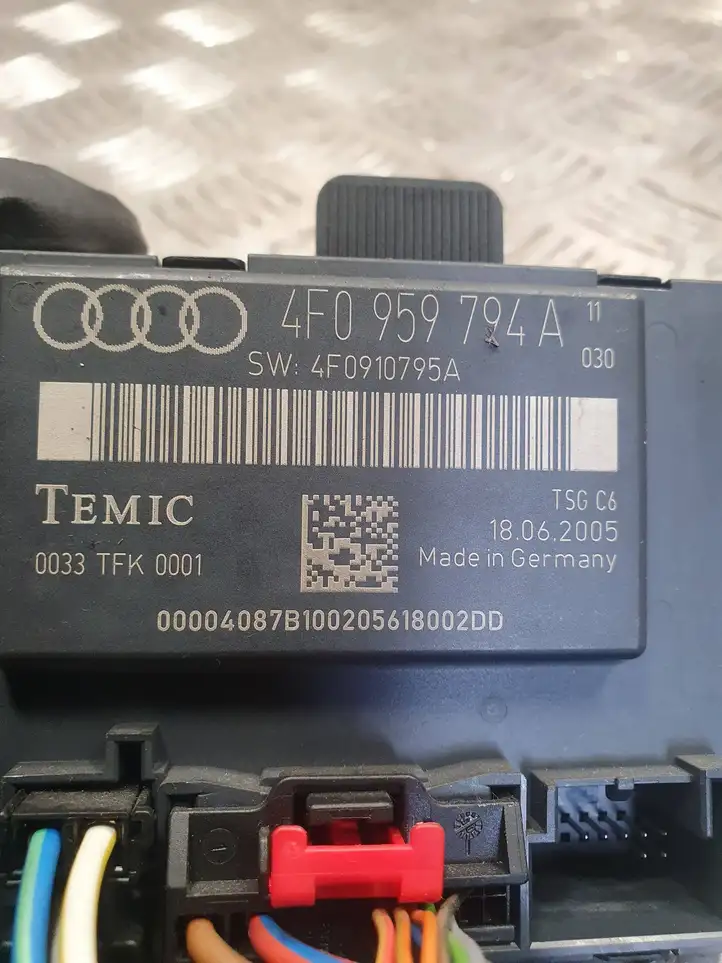 Audi A6 S6 C6 4F (2004 - 2008) 4F0959794A Блок управления дверью — фото 4