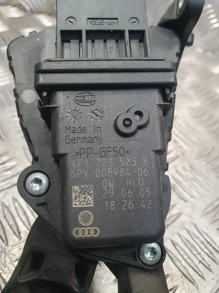 Audi A6 S6 C6 4F (2004 - 2008) 4F1723523B Педаль акселератора — фото 4