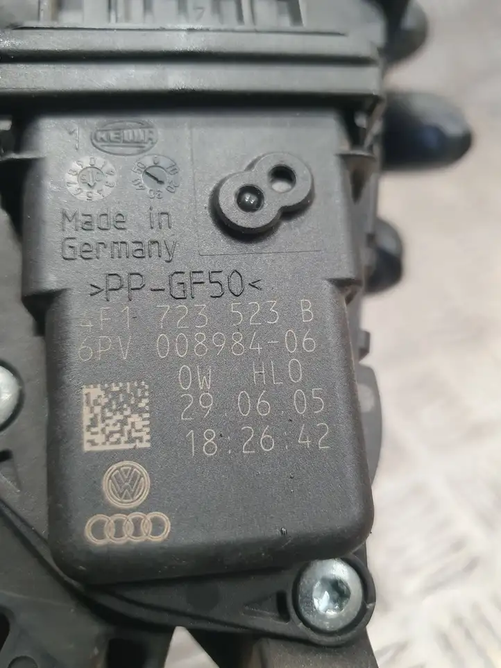 Audi A6 S6 C6 4F (2004 - 2008) 4F1723523B Педаль акселератора — фото 8