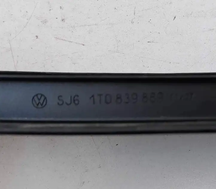 Volkswagen Touran I (2003 - 2010) 1T0839889 Наружная отделка заднего порога — фото 3