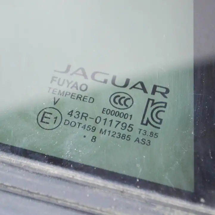 Jaguar I-Pace (2018 - ) J9D325828AB Форточка двери — фото 8