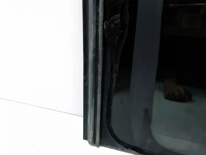 Mercedes-Benz Vito Viano W639 (2010 - 2015) Заднее боковое стекло — фото 9