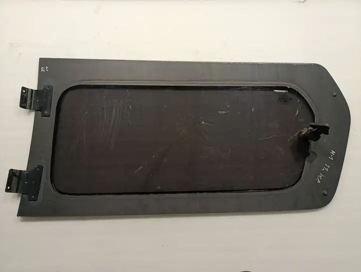 Hyundai H-1, Starex, Satellite (2007 - 2013) 43R000071 Заднее боковое стекло — фото 2