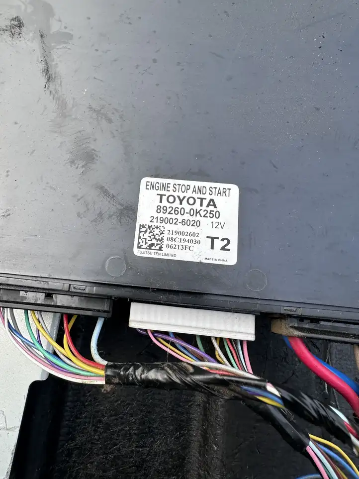 Toyota Hilux (AN120, AN130) (2017 - 2020) 892600K250 Модуль Start/Stop — фото 3