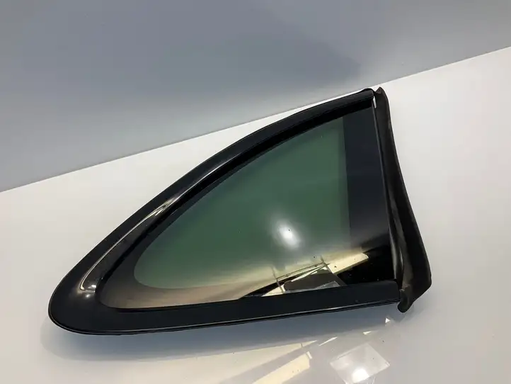 Porsche Panamera (971) (2020 - ) 974845298G Заднее боковое стекло — фото 1
