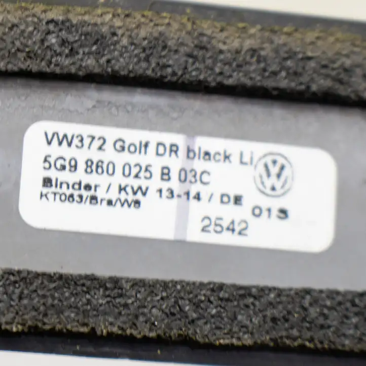 Volkswagen Golf VII (2013 - 2019) 5G9860025B Багажник на крыше — фото 4