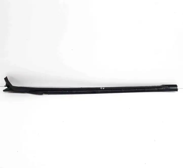BMW iX3 G08 (2020 - ) 7399032 Накладка стоек лобового стекла — фото 2