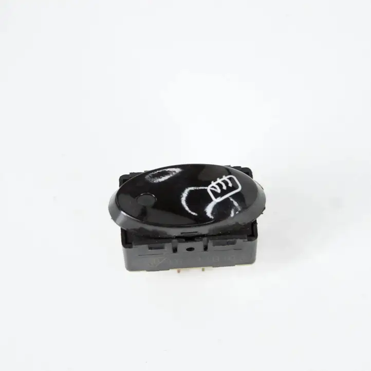 Porsche Boxster 986 (1996 - 2004) 98631613300 Кнопка фаркопа в багажнике — фото 4