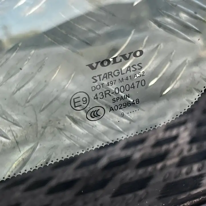 Volvo V70 (2007 - 2013) 43R000470 Заднее боковое стекло — фото 2