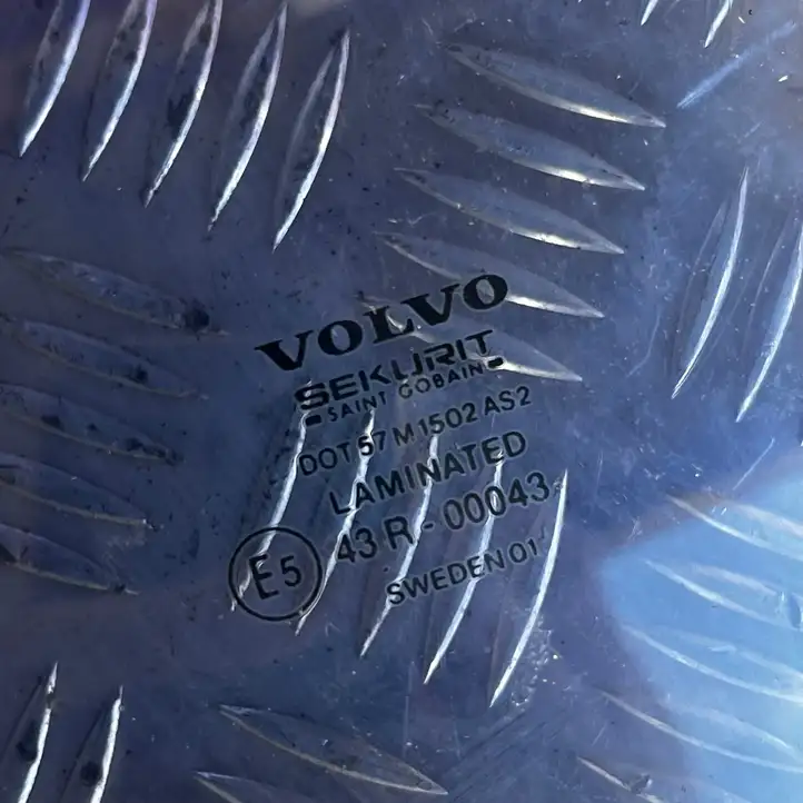 Volvo XC70 (2000 - 2004) 43R00043 Стекло задней двери — фото 2