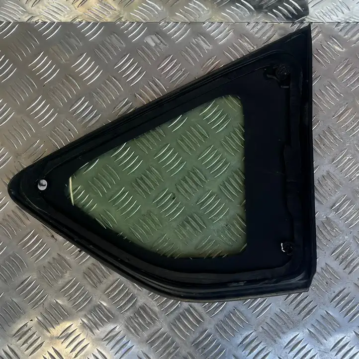 Toyota RAV 4 (XA40) (2012 - 2018) 43R005834 Заднее боковое стекло — фото 2