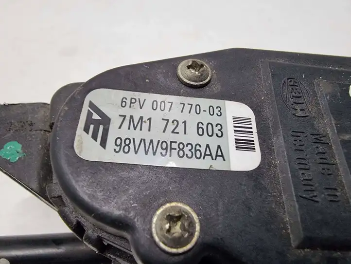 Volkswagen Sharan (2003 - 2010) 7M1721603 Педаль акселератора — фото 3
