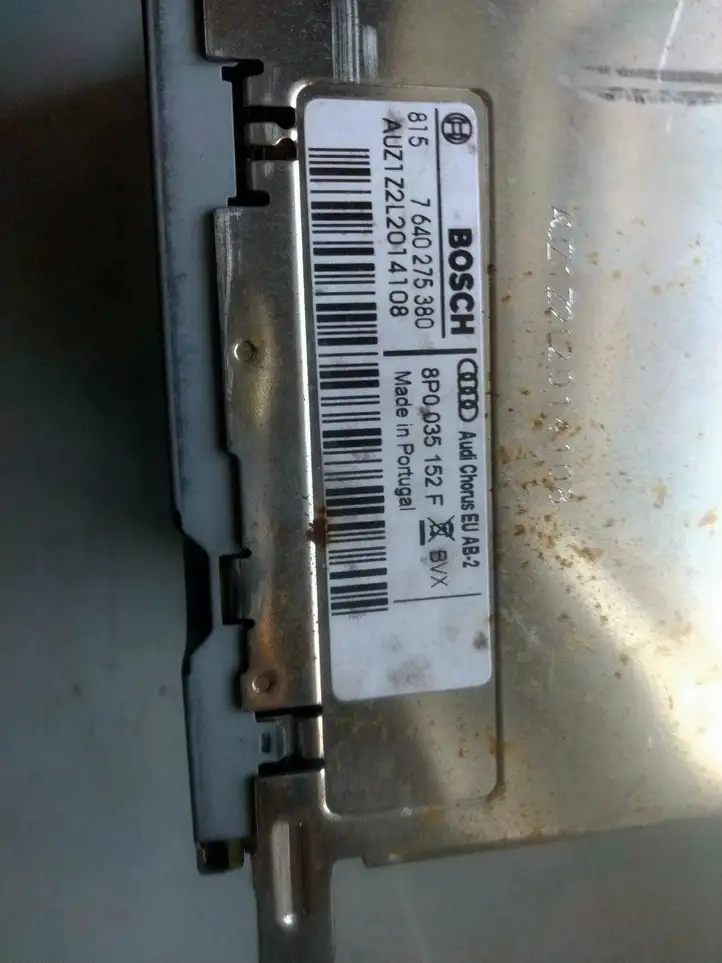 Audi A3/S3 8P (2008 - 2013) 8P0035152F Магнитола / мультимедийная система — фото 4