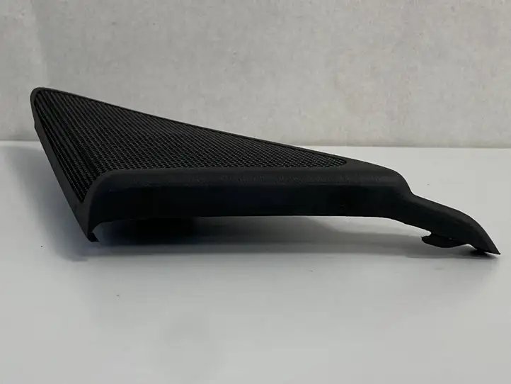 Mercedes-Benz C W203 (2000 - 2007)  A2037250194 Отделка бокового динамика