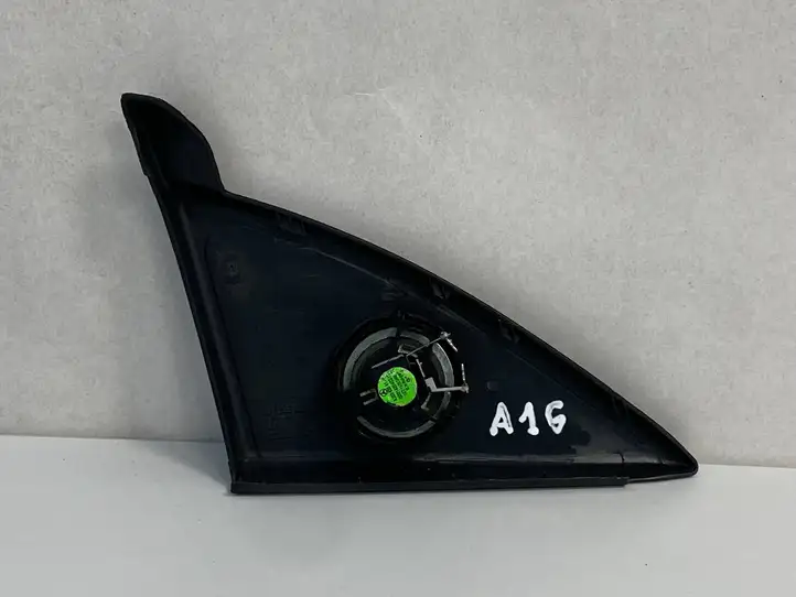 Mercedes-Benz C W203 (2000 - 2007)  A2037250194 Отделка бокового динамика