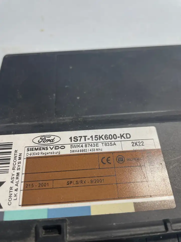 Ford Focus (1998 - 2004) 1S7T15K600KD Модуль комфорта — фото 3