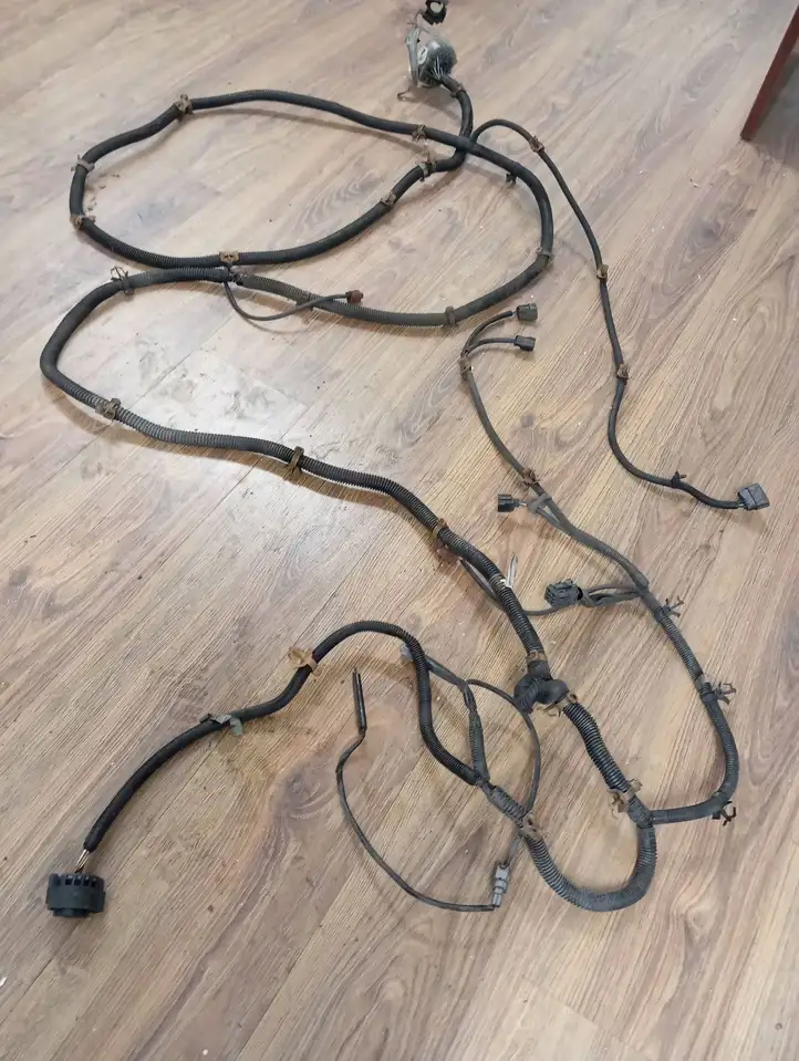 Infiniti QX56 (2007 - 2010) Проводка парктроников — фото 1