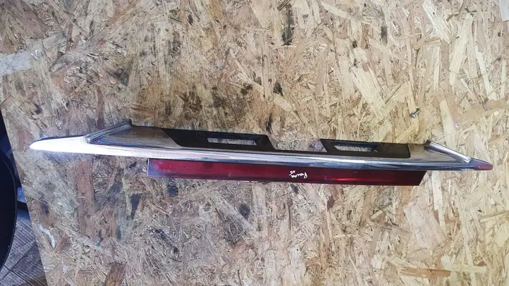 Toyota Previa (XR30, XR40) II (2000 - 2006)  4227797 Задняя oтделка