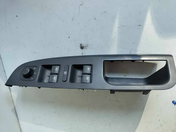Volkswagen Golf V (2003 - 2009) 1k4868049 Кнопка стеклоподъемников — фото 1