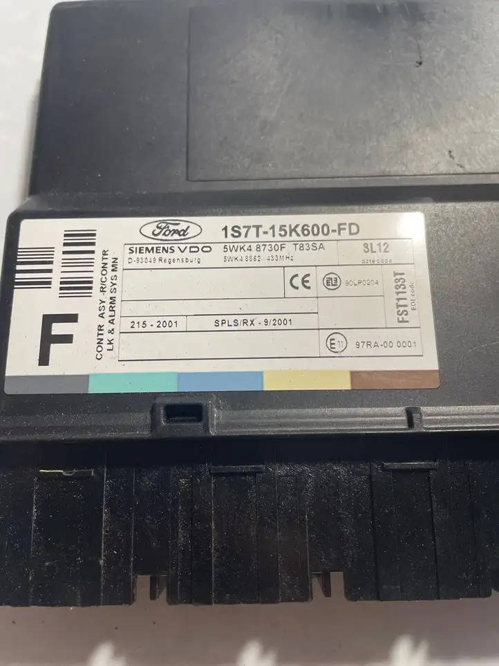 Ford Focus (1998 - 2004) 1S7T15K600FD Модуль комфорта — фото 3