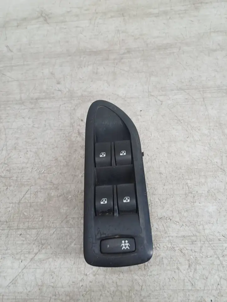 Renault Laguna II (2001 - 2005) 26515 Блок кнопок стеклоподъемников — фото 1