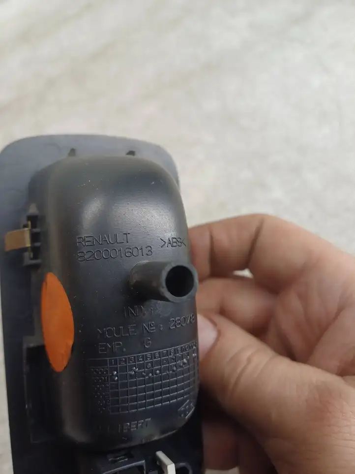 Renault Laguna II (2001 - 2005) 8200016013 Блок кнопок стеклоподъемников — фото 6