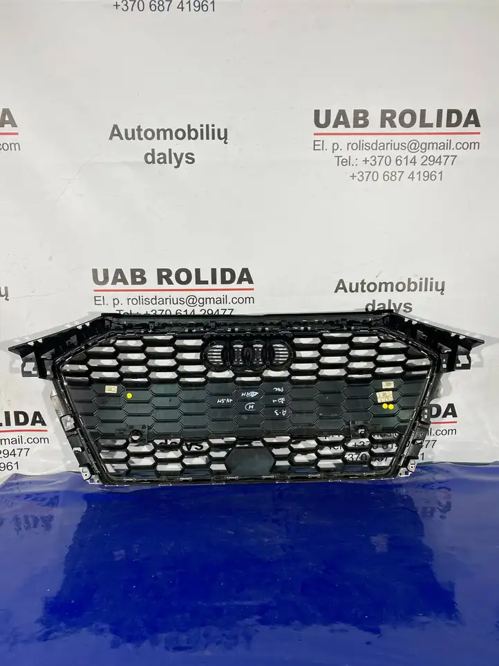 Audi A3/S3 8Y (2020 - ) 8Y0853651B Верхняя решетка радиатора — фото 2